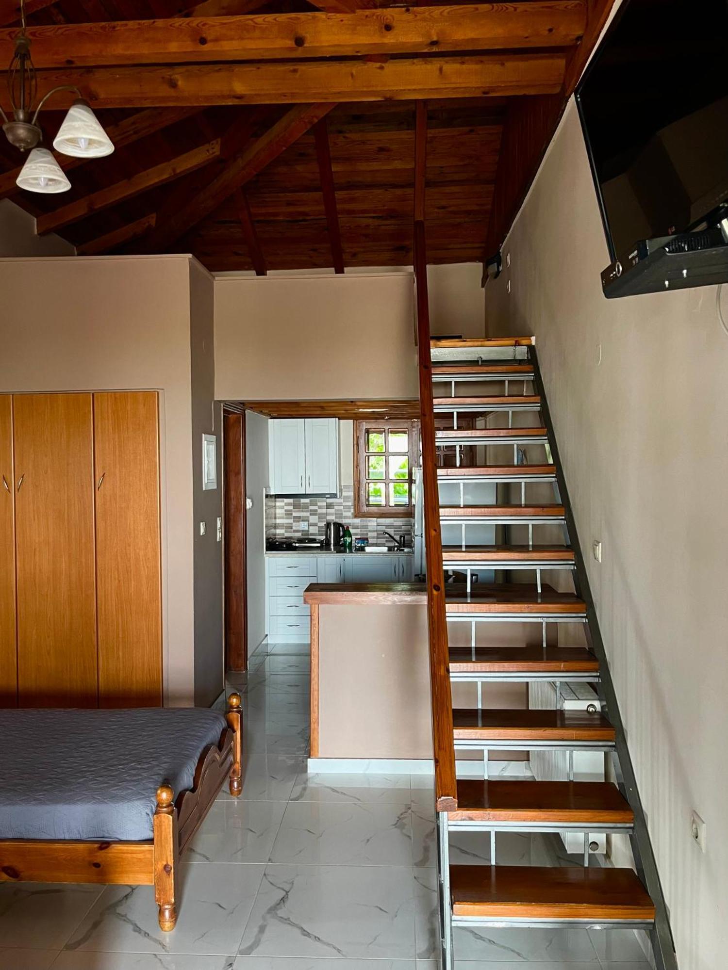Studios Resbithas Gythio Exteriér fotografie